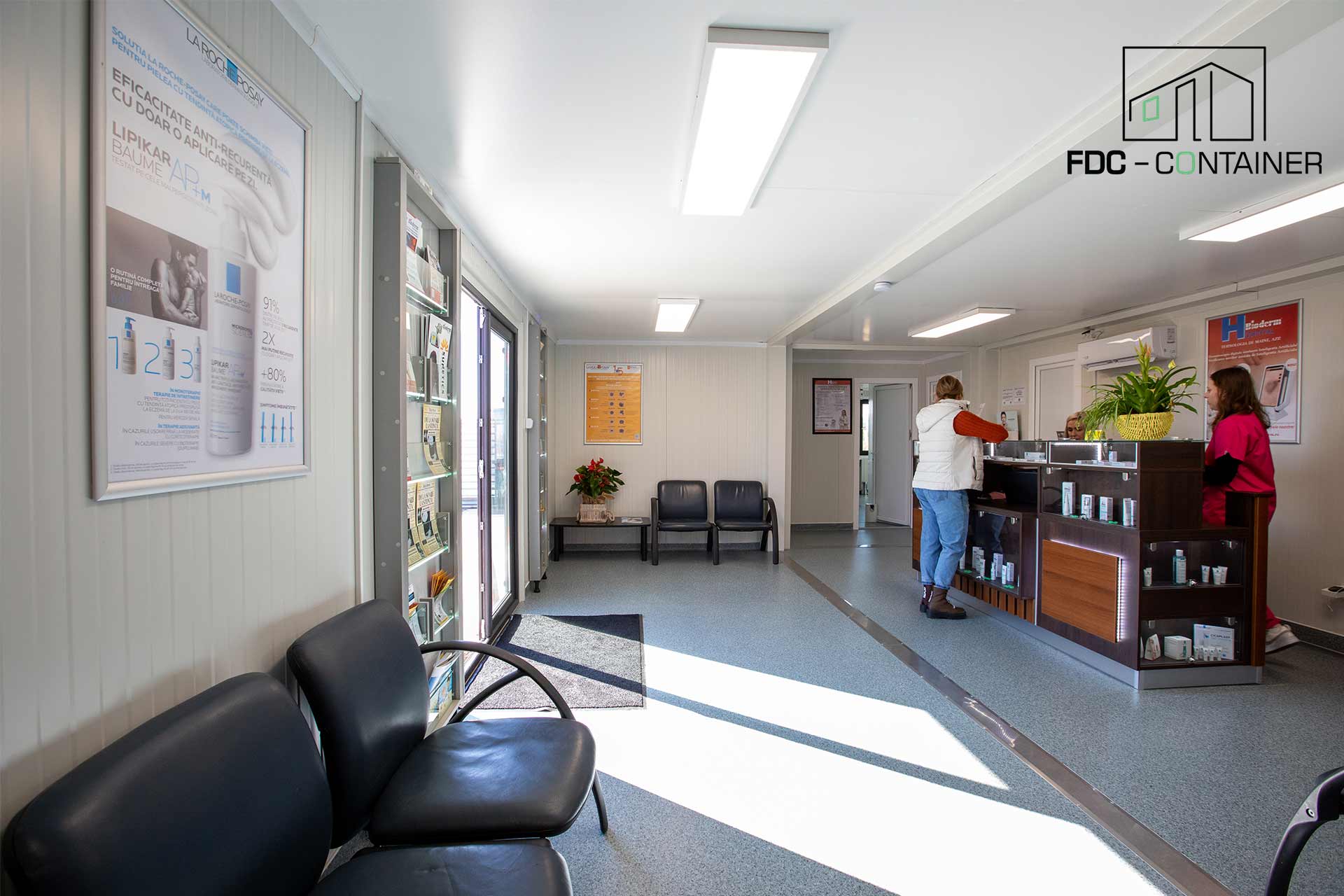 Bioderm Empfangs und WartezimmerprojektFDC-CONTAINER