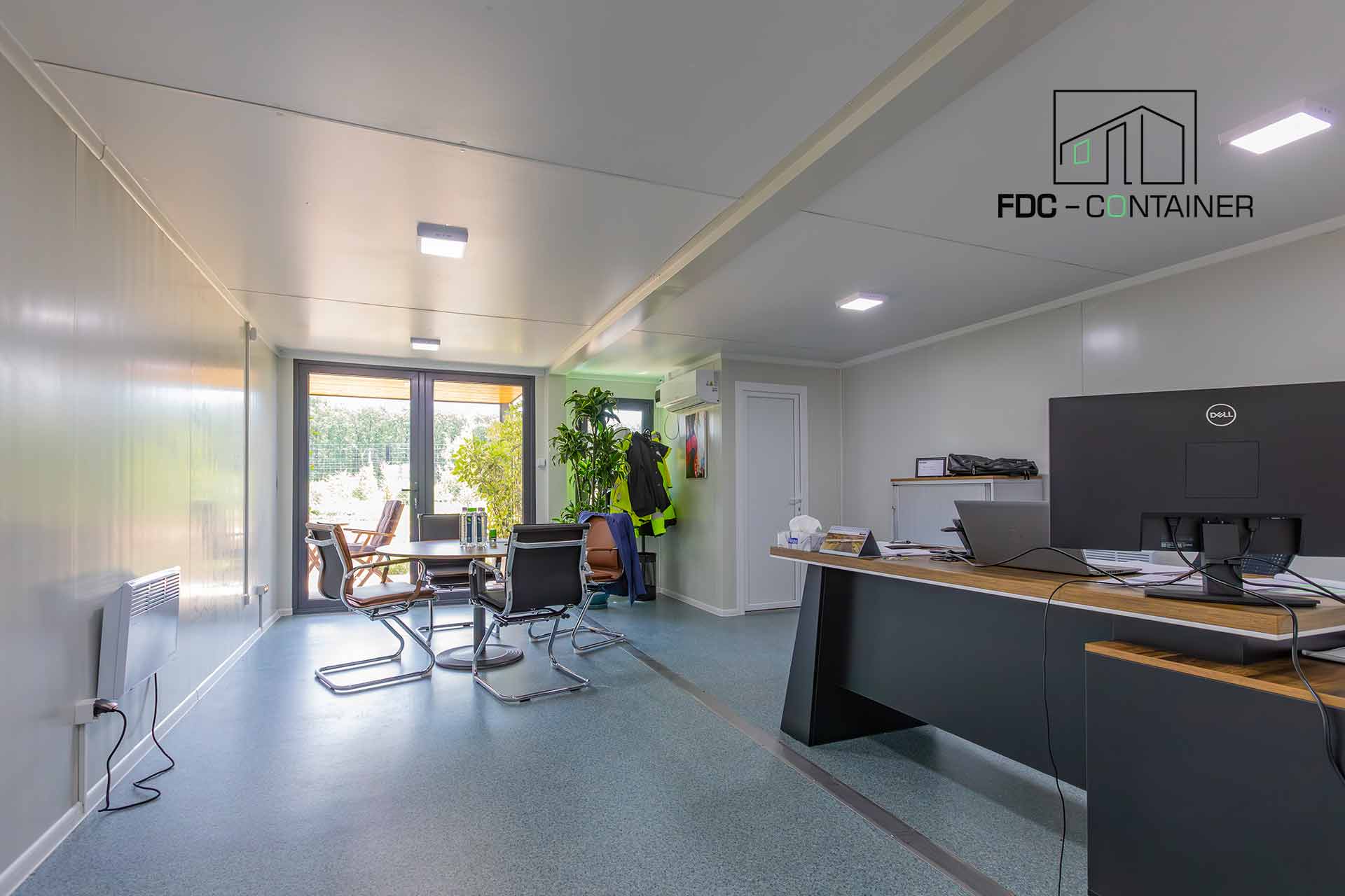 Modulares-Büroensemble-für-Mitarbeiter-–-Contaire-FDC