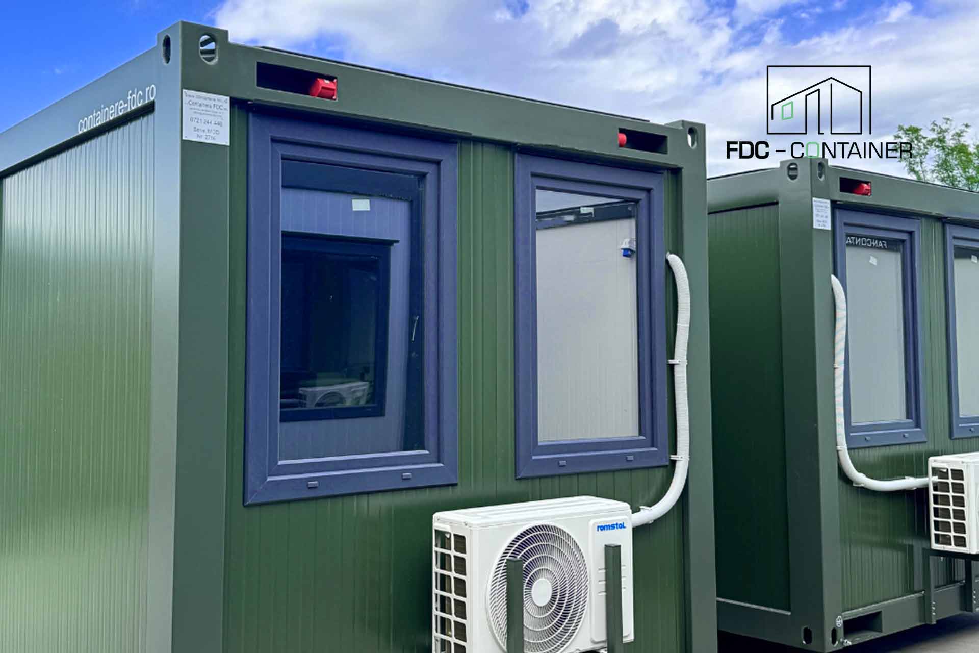 Modulares-Ensemble-für-die-Armee-PVC-Tischlerei—-FDC-Container