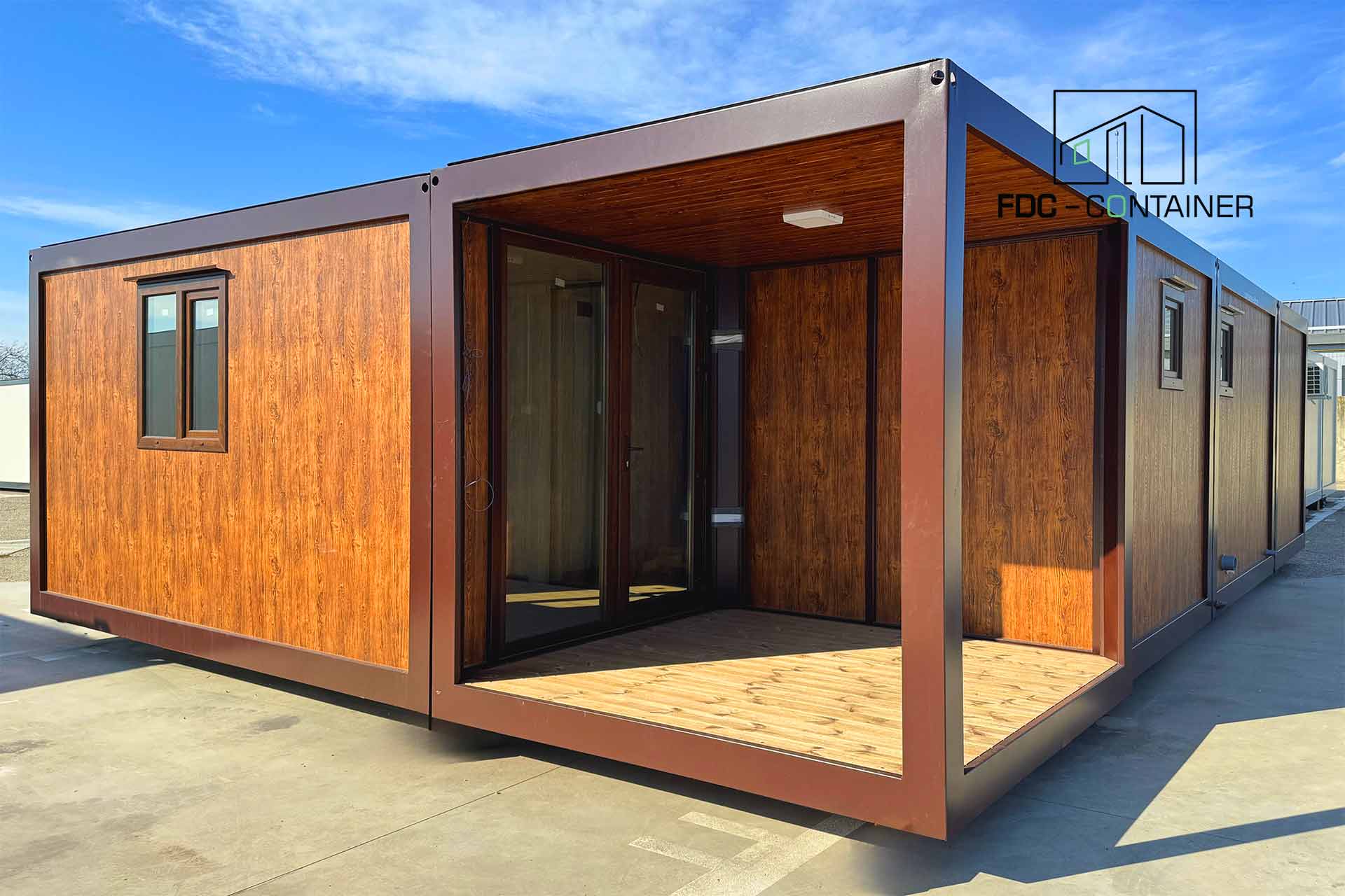 Spa-Center-Eingang-FDC-Container