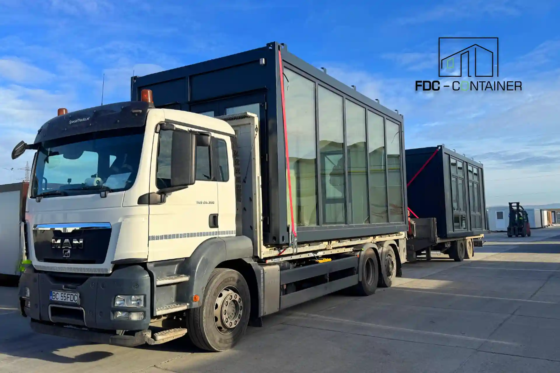 Modularer Bürocontainer vs klassische Konstruktion - FDC Container
